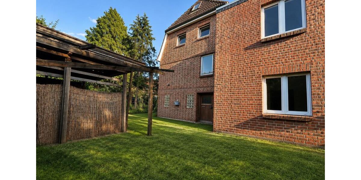 Doppelhaushälfte Börnsen - 9 Zimmer, 250 m&sup2;, 545.000&euro; | Angebot:26959447