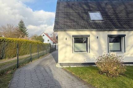 Haus Hamburg Lurup - 4 Zimmer, 123 m&sup2;, 645.000&euro; | Angebot:25959176