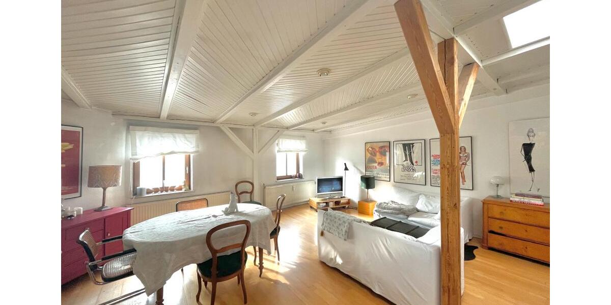 Dachgeschoßwohnung Hamburg Harvestehude - 3 Zimmer, 93 m&sup2;, 890.000&euro; | Angebot:26544999