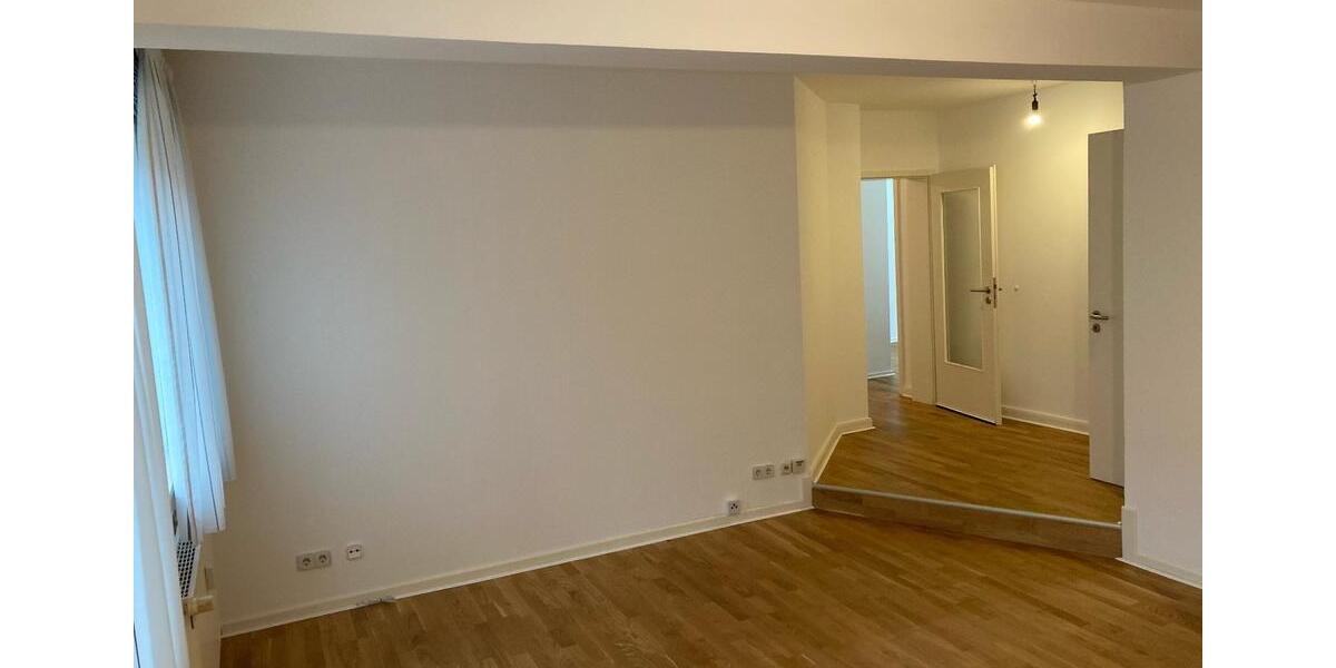 Hochparterre in Eilbek: Südterrasse, 3 Zimmer, Carport 3 zimmer