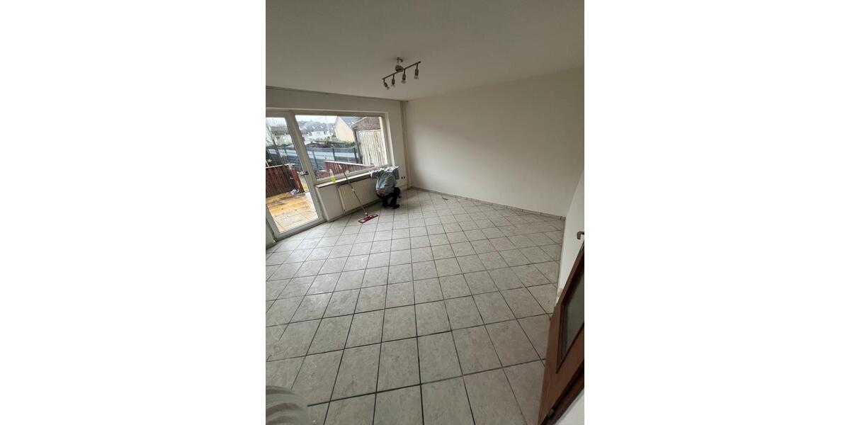 Reihenhaus Neu Wulmstorf - 5 Zimmer, 110 m&sup2;, 2.000&euro; | Angebot:25209327