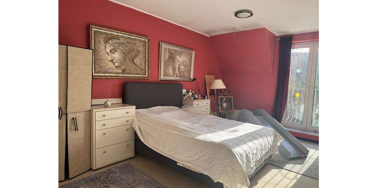 Reihenmittelhaus Hamburg Schnelsen - 6 Zimmer, 150 m&sup2;, 3.500&euro; | Angebot:25985928