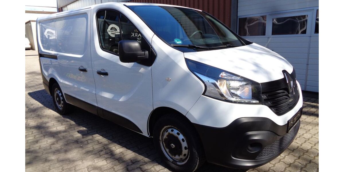 Renault Trafic 124.699 km 9.990 &euro; Hamburg 22399