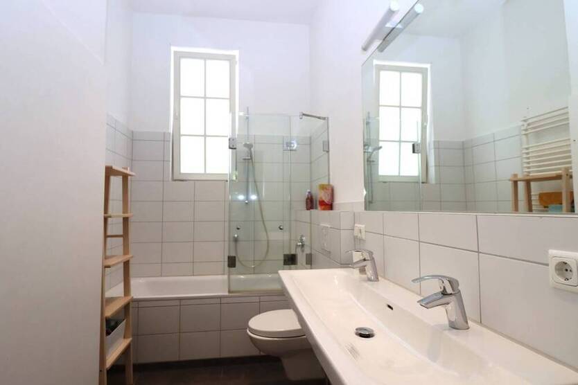 Stilvolle 7,5-Zimmer-StadtWohnung in Ottensen - großzügig & zentral