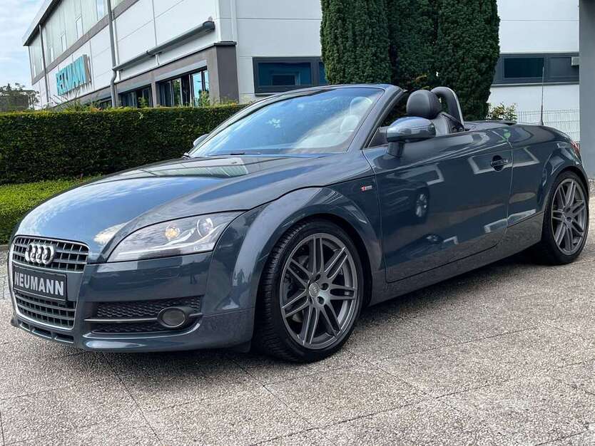 TT