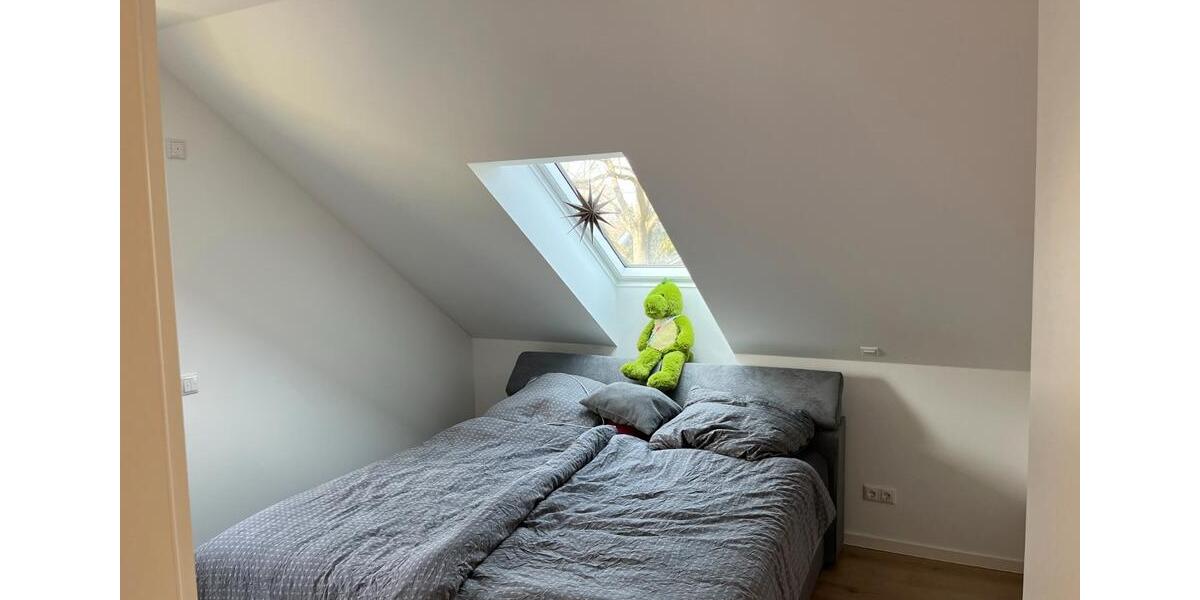 Dachgeschoßwohnung Seevetal Holtorfsloh - 2 Zimmer, 82 m&sup2;, 1.270&euro; | Angebot:26322892
