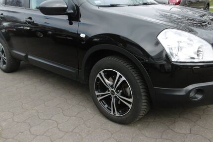 Nissan Qashqai 114.258 km 6.980 &euro; Hamburg 22459