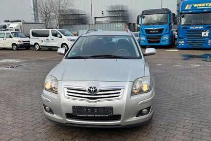 Toyota Avensis 237.101 km 2.200 &euro; Hamburg 22113