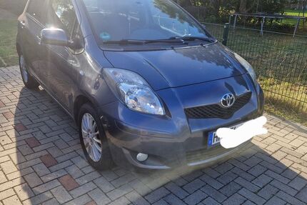 Toyota Yaris 120.000 km 6.200 € Hamburg 21037