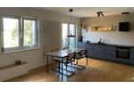 PRIVAT Loftartige 3-Zimmer DG Wohnung + Nutzfläche im Spitzboden
