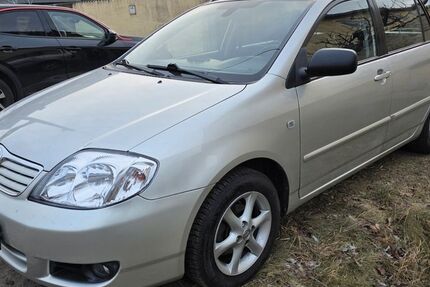 Toyota Corolla 95.048 km 5.990 &euro; Hamburg 22043