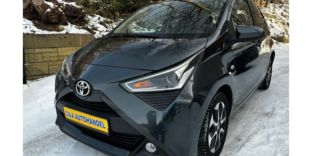 Toyota Aygo (X) 35.000 km 12.990 &euro; Hamburg 22529
