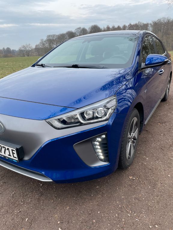 IONIQ