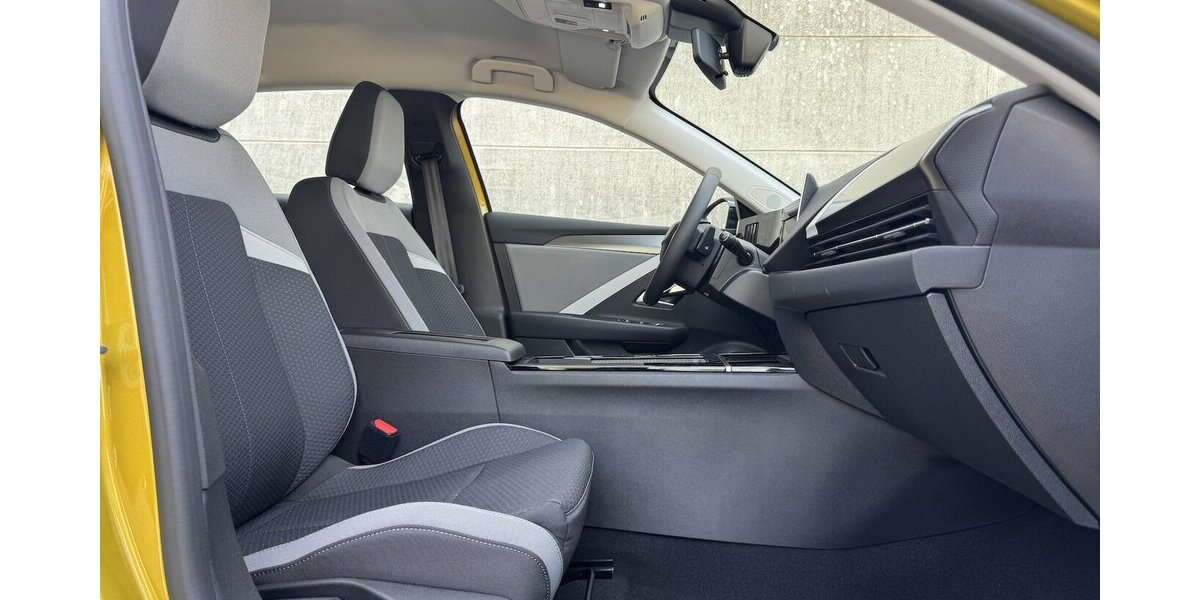 Opel Astra L Kult Gelb 1.001 km 19.999 &euro; Hamburg 22339