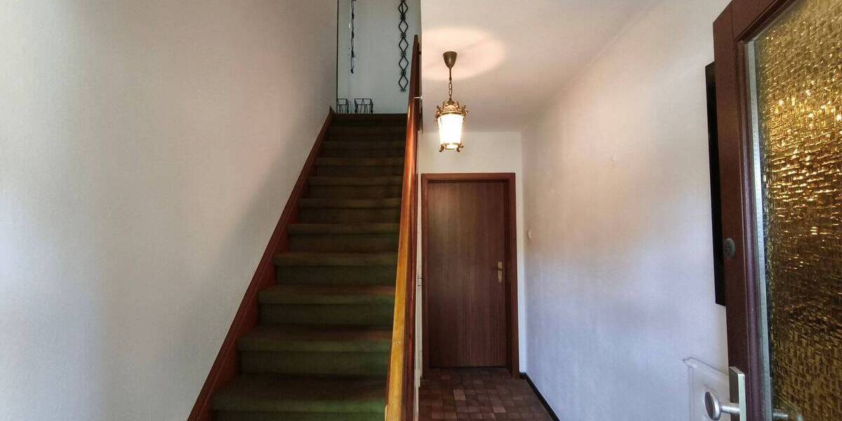 Mehrfamilienhaus, Wohnhaus Uetersen - 6 Zimmer, 140 m&sup2;, 349.000&euro; | Angebot:26798881