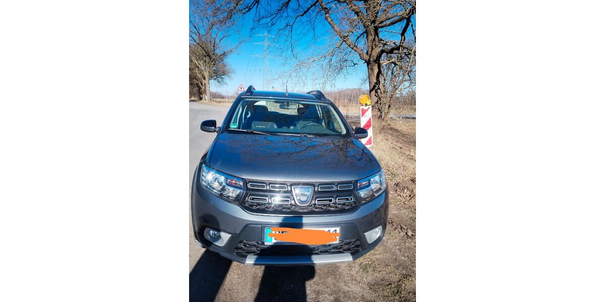 Dacia Sandero 87.000 km 9.600 &euro; Norderstedt 22844