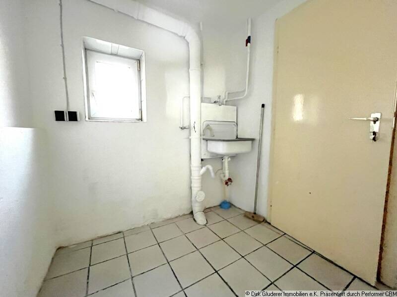 Doppelhaushälfte Pinneberg - 4 Zimmer, 90 m&sup2;, 350.000&euro; | Angebot:26187792