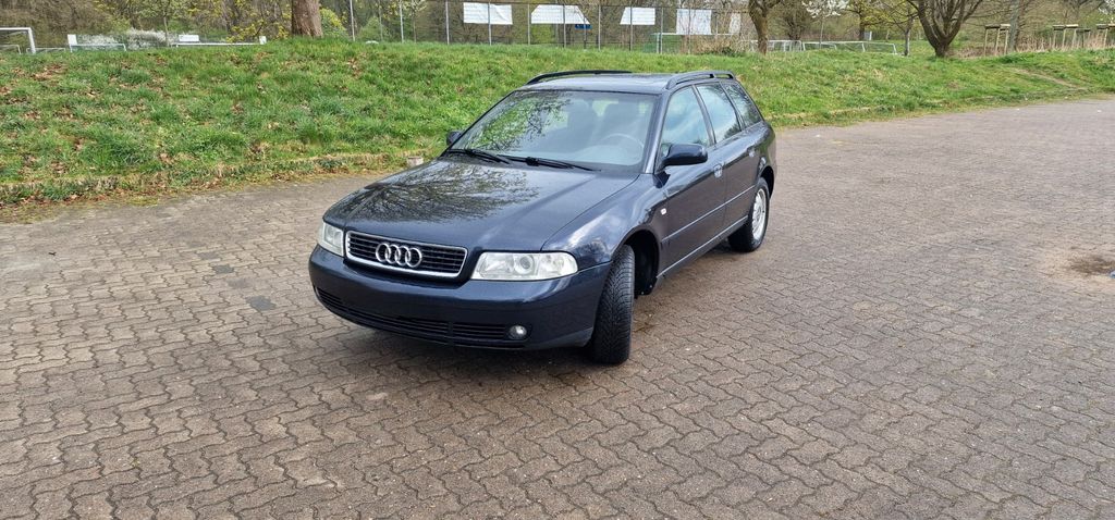 Audi A4 326.000 km 2.500 &euro; Ammersbek 22949