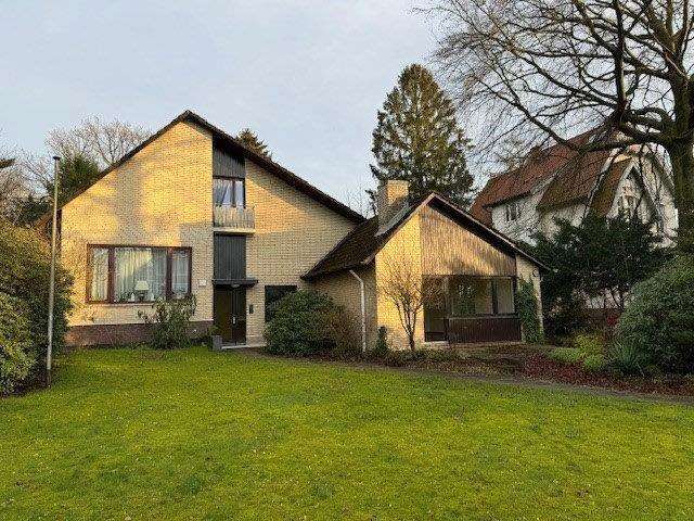 Haus zum Kaufen in Hamburg 970.000 € 245 m²