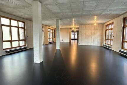 Gewerbeobjekt Hamburg Bahrenfeld - 5.476&euro; | Angebot:26628736
