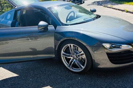 Audi R8 19.870 km 64.890 &euro; Hamburg 22085