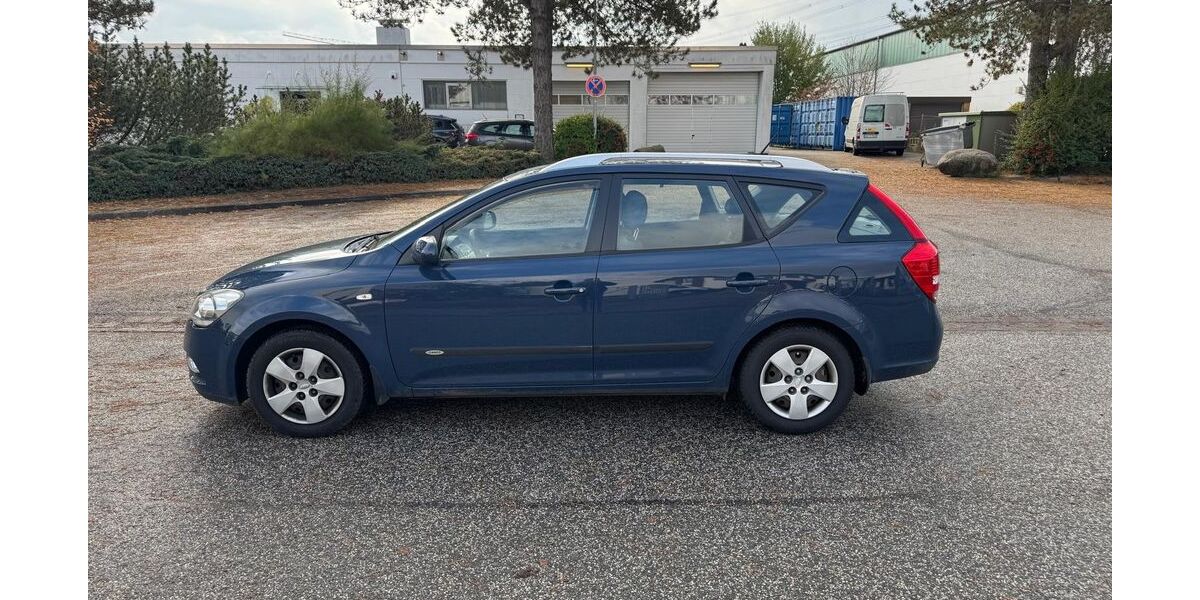 Kia ceed Sportswagon 112.489 km 2.590 &euro; Barsbüttel 22885
