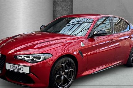 Alfa Romeo Giulia 19.990 km 77.690 &euro; Hamburg 22529