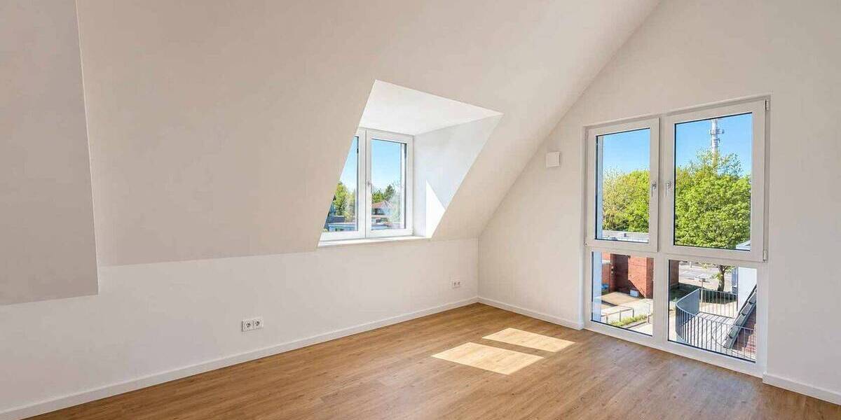 Etagenwohnung Hamburg Poppenbüttel - 2 Zimmer, 96 m&sup2;, 2.400&euro; | Angebot:26795926