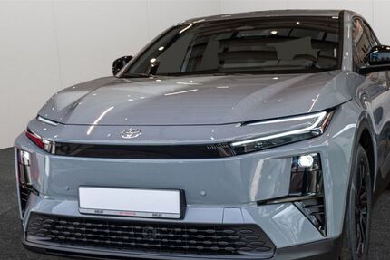 Toyota C-HR 3.500 km 42.990 &euro; Hamburg 22529