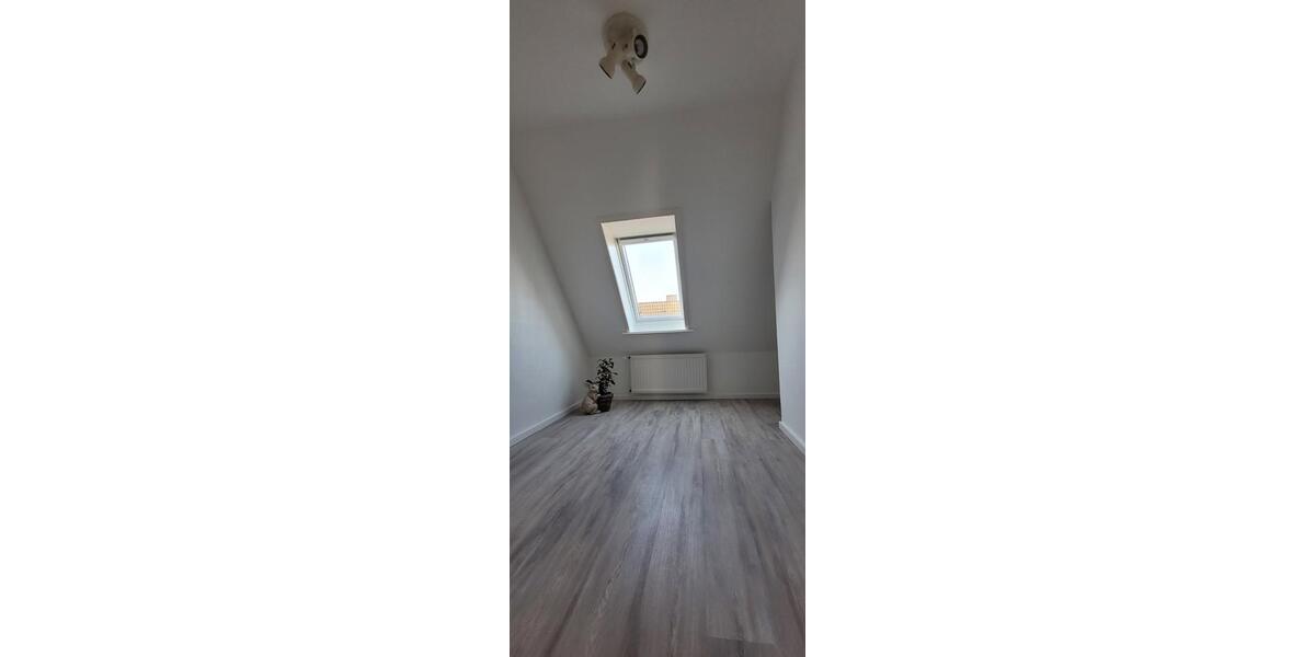 Etagenwohnung Bönningstedt - 4 Zimmer, 90 m&sup2;, 1.500&euro; | Angebot:25395219