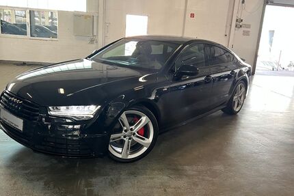 Audi A7 14.000 km 33.890 € Hamburg 20537