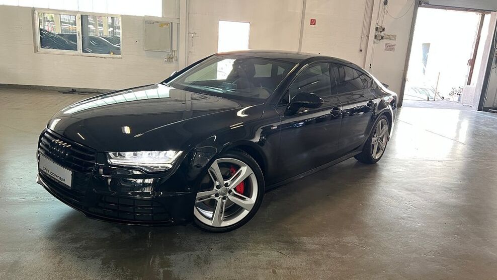 Audi A7 14.000 km 33.890 € Hamburg 20537
