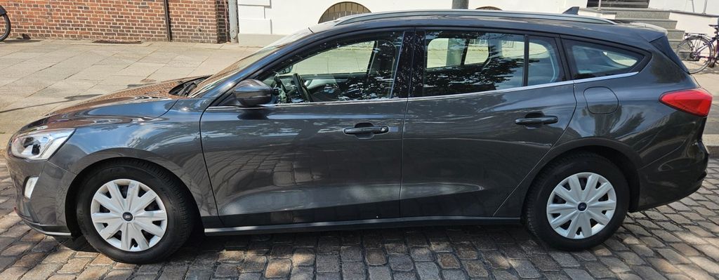 Ford Focus 111.000 km 9.499 &euro; Hamburg 20459