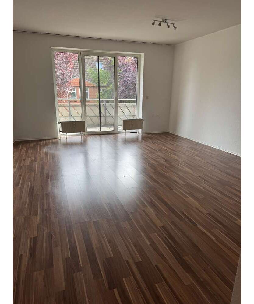 Wohnung zum Mieten in Adendorf 690 € 67 m²