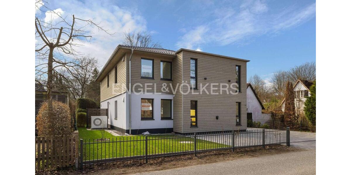 Dachgeschoßwohnung Ahrensburg - 3 Zimmer, 120 m&sup2;, 2.200&euro; | Angebot:26348767