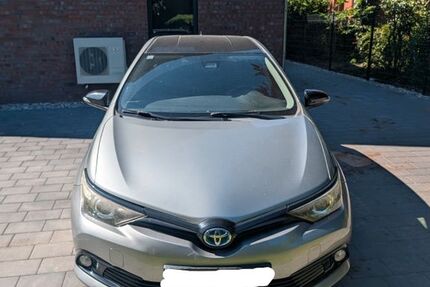 Toyota Auris 122.000 km 12.299 &euro; Norderstedt 22848