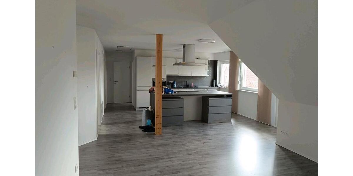 Etagenwohnung Geesthacht - 5 Zimmer, 156 m&sup2;, 1.950&euro; | Angebot:26241939