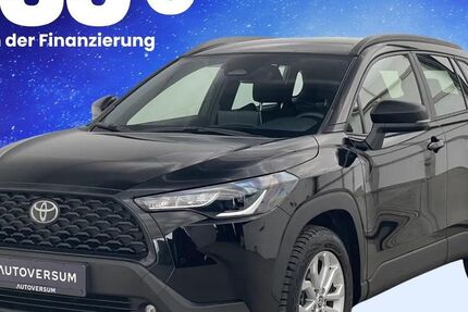 Toyota Corolla Cross 30.885 km 28.445 &euro; Uetersen bei Hamburg 25436