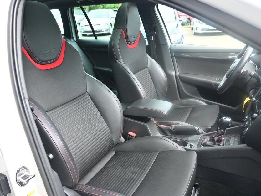 Skoda Octavia 2.0 TSI RS combi DSG Navi Leder Pano Alu 165.000 km 14.400 € Seevetal - Hittfeld 21218