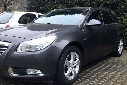 Opel Insignia 173.000 km 3.333 &euro; Hamburg 22175