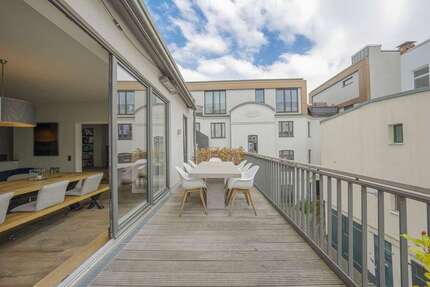 Haus zum Kaufen in Hamburg 2.875.000 € 287 m² 7 zimmer