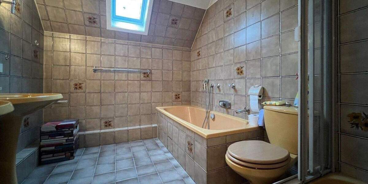 Reihenmittelhaus Glinde - 5 Zimmer, 98 m&sup2;, 385.000&euro; | Angebot:25371844