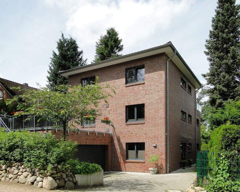 Großzügiges Einfamilienhaus in Hamburg Duvenstedt 7 zimmer
