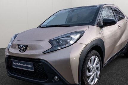 Toyota Aygo (X) 44.641 km 14.990 &euro; Hamburg 22529