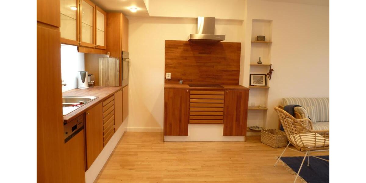 Dachgeschoßwohnung Hamburg Bahrenfeld - 2.5 Zimmer, 82 m&sup2;, 1.150&euro; | Angebot:26279207