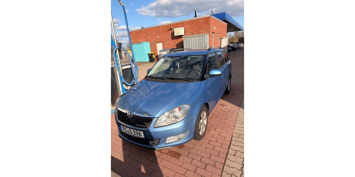 Skoda Fabia 143.743 km 4.700 &euro; Pinneberg 25421