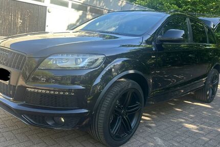 Audi Q7 166.000 km 19.500 &euro; Hamburg 22339