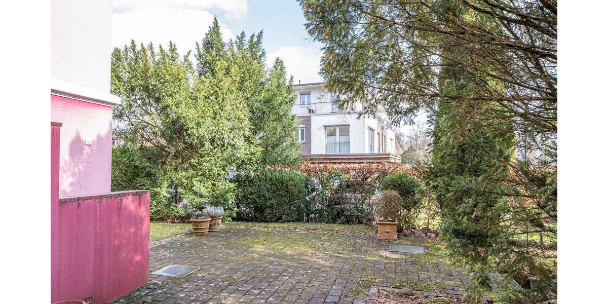 Etagenwohnung Hamburg Rahlstedt - 4 Zimmer, 175 m&sup2;, 2.460&euro; | Angebot:26879158