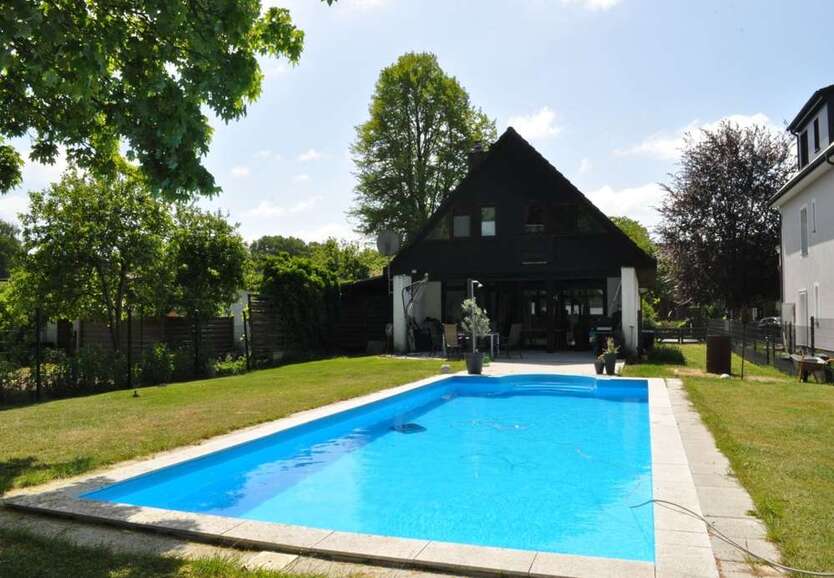 Haus zum Kaufen in Hamburg-Niendorf 769.000 € 155 m²