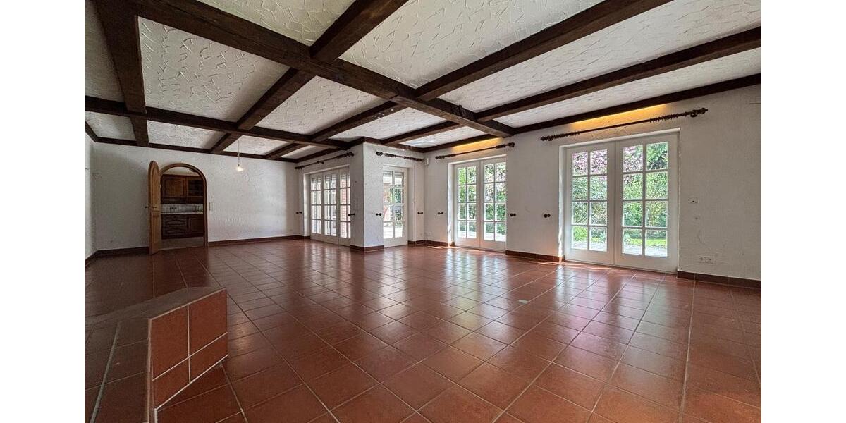 Villa Dassendorf - 6 Zimmer, 293 m&sup2;, 4.200&euro; | Angebot:25711236